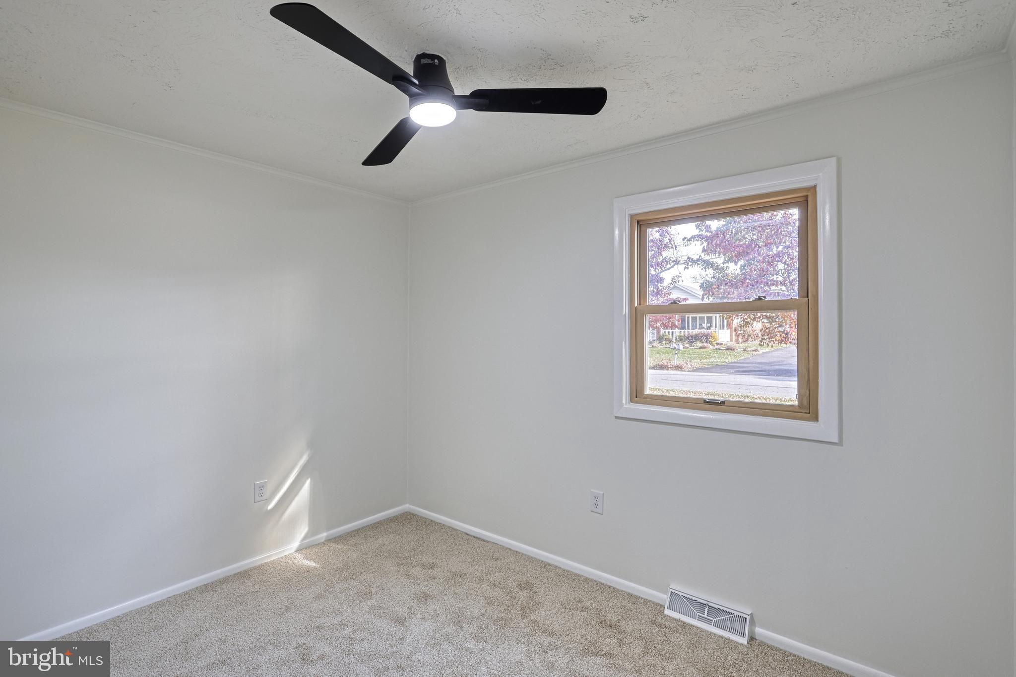 RED LION - Residential