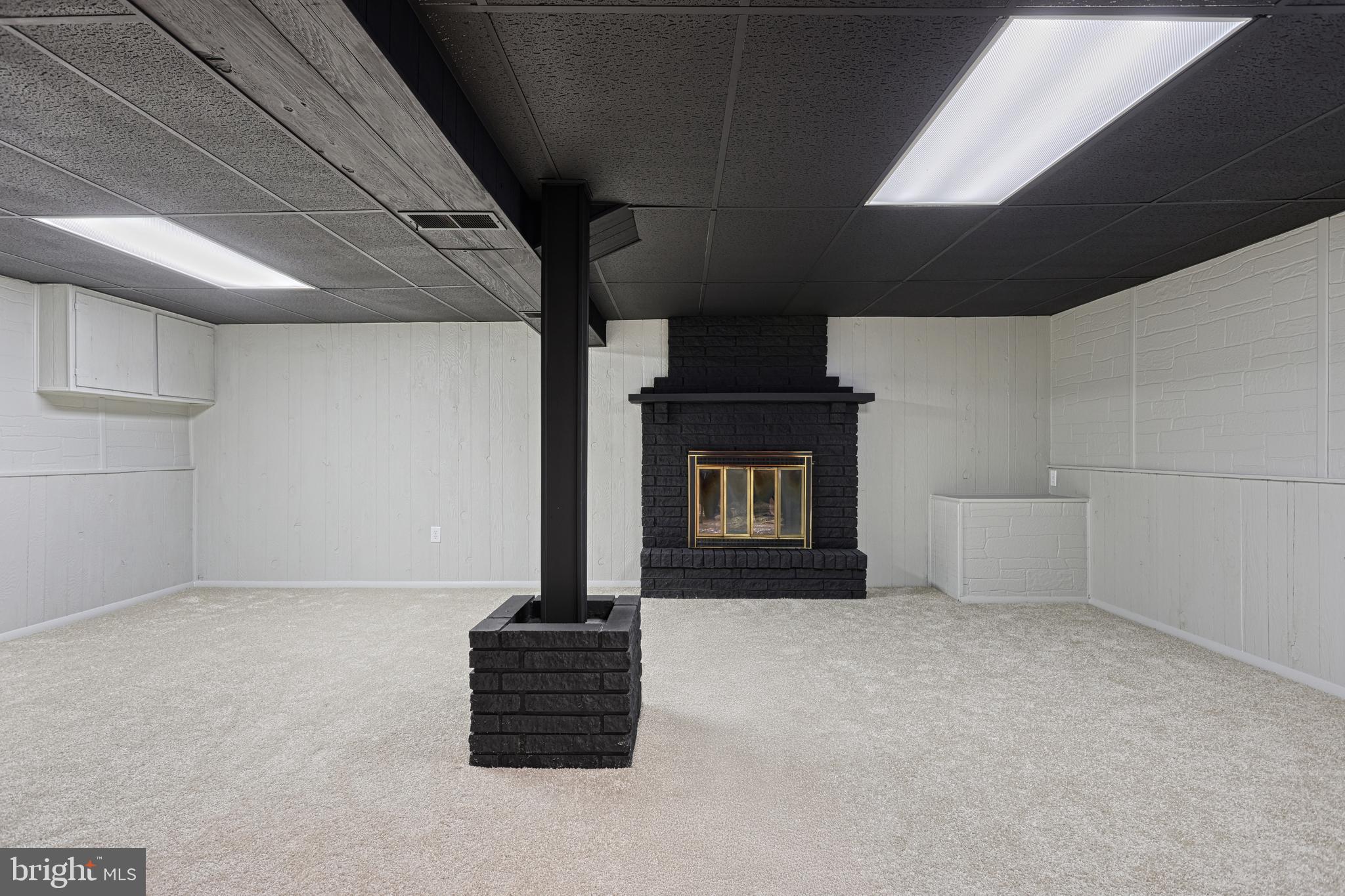 RED LION - Residential