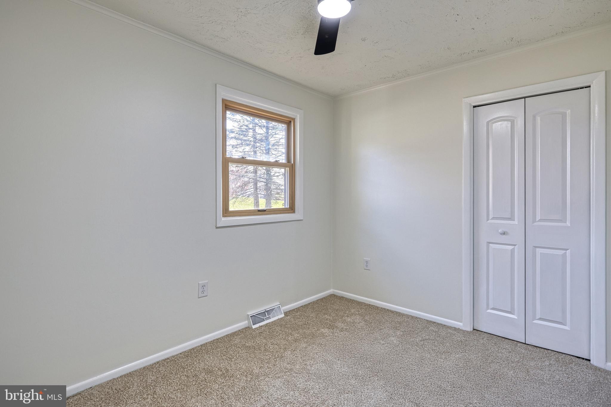 RED LION - Residential