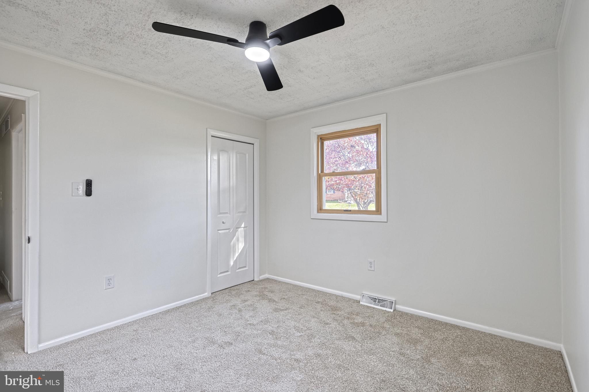 RED LION - Residential