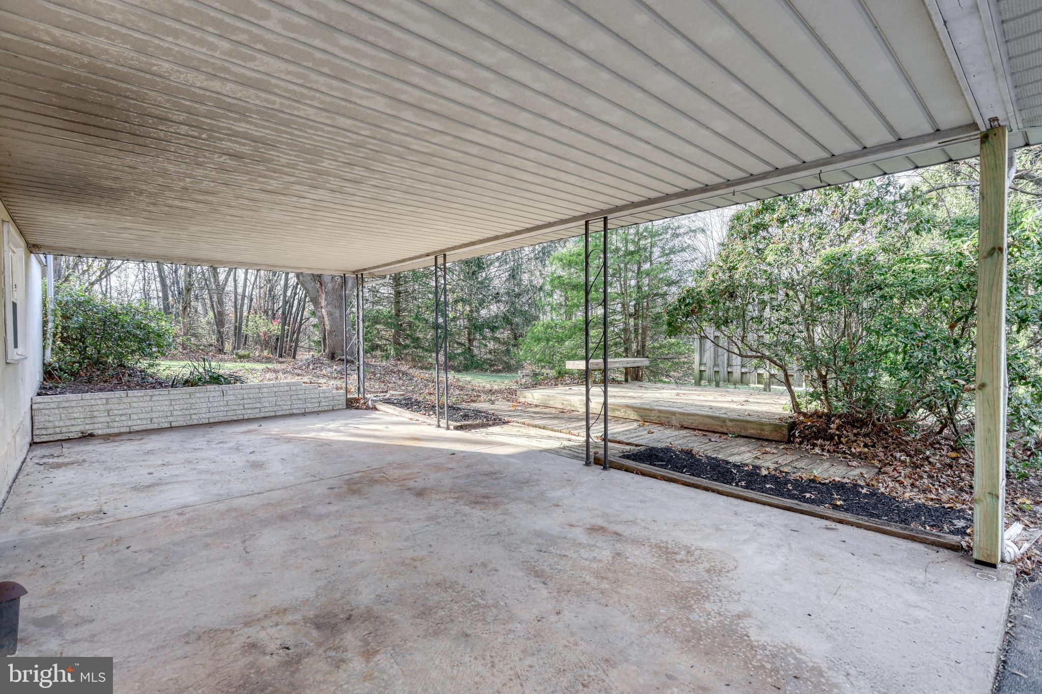 RED LION - Residential