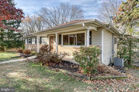 850 JEFFERSON LANE RED LION PA 17356