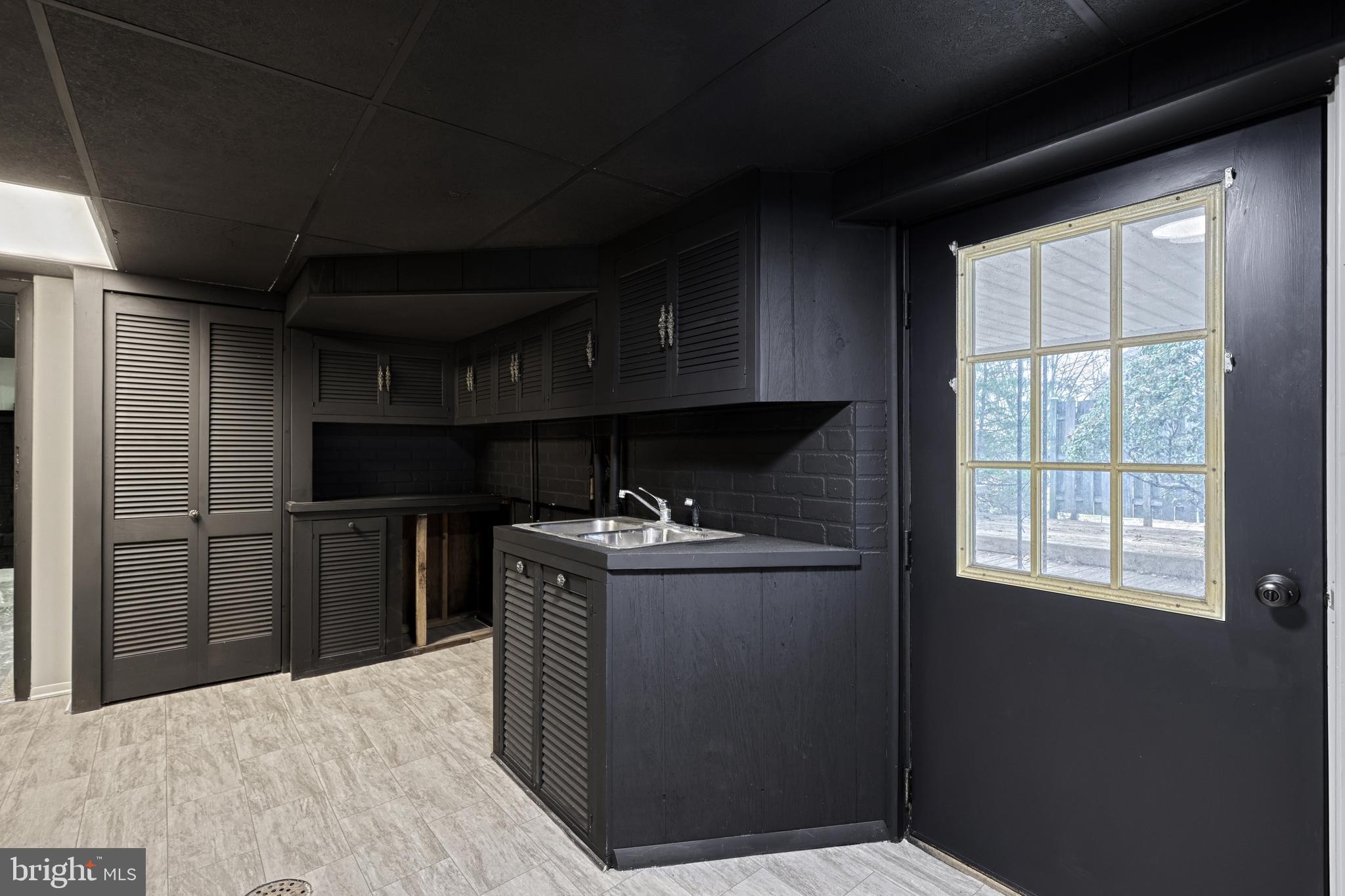 RED LION - Residential