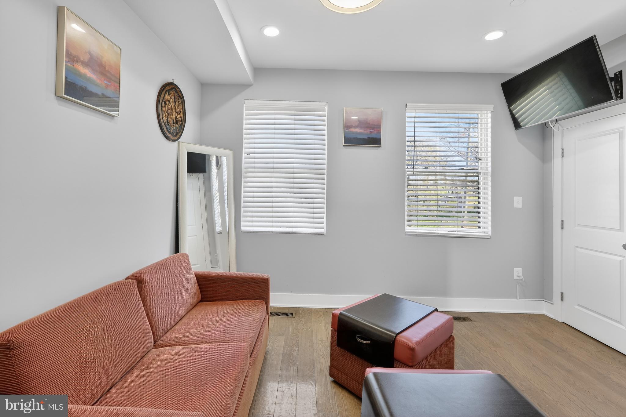 1253 MOUNT OLIVET ROAD NE 3