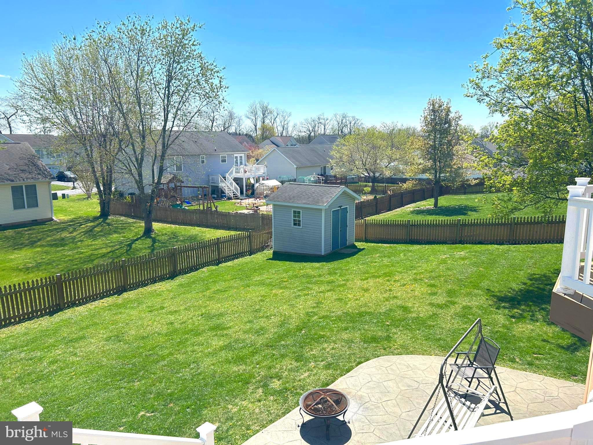 LAUREL RIDGE - Residential