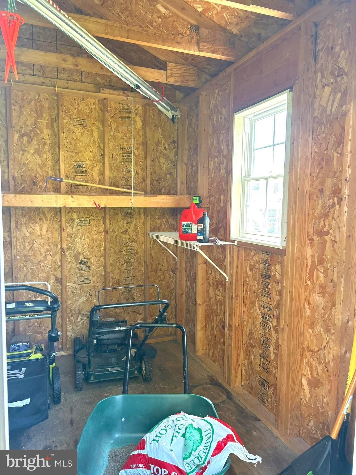 LAUREL RIDGE - Residential