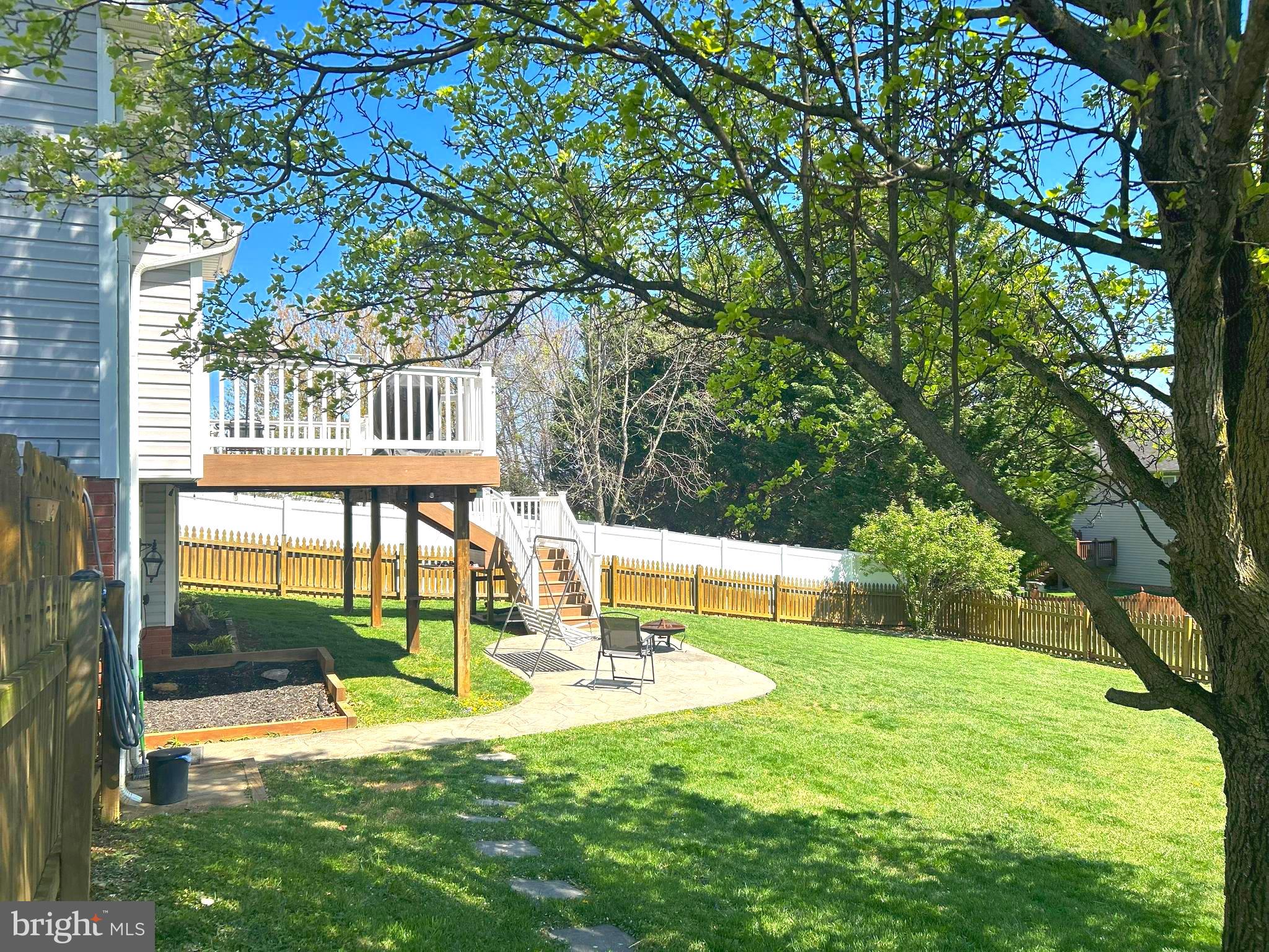 LAUREL RIDGE - Residential