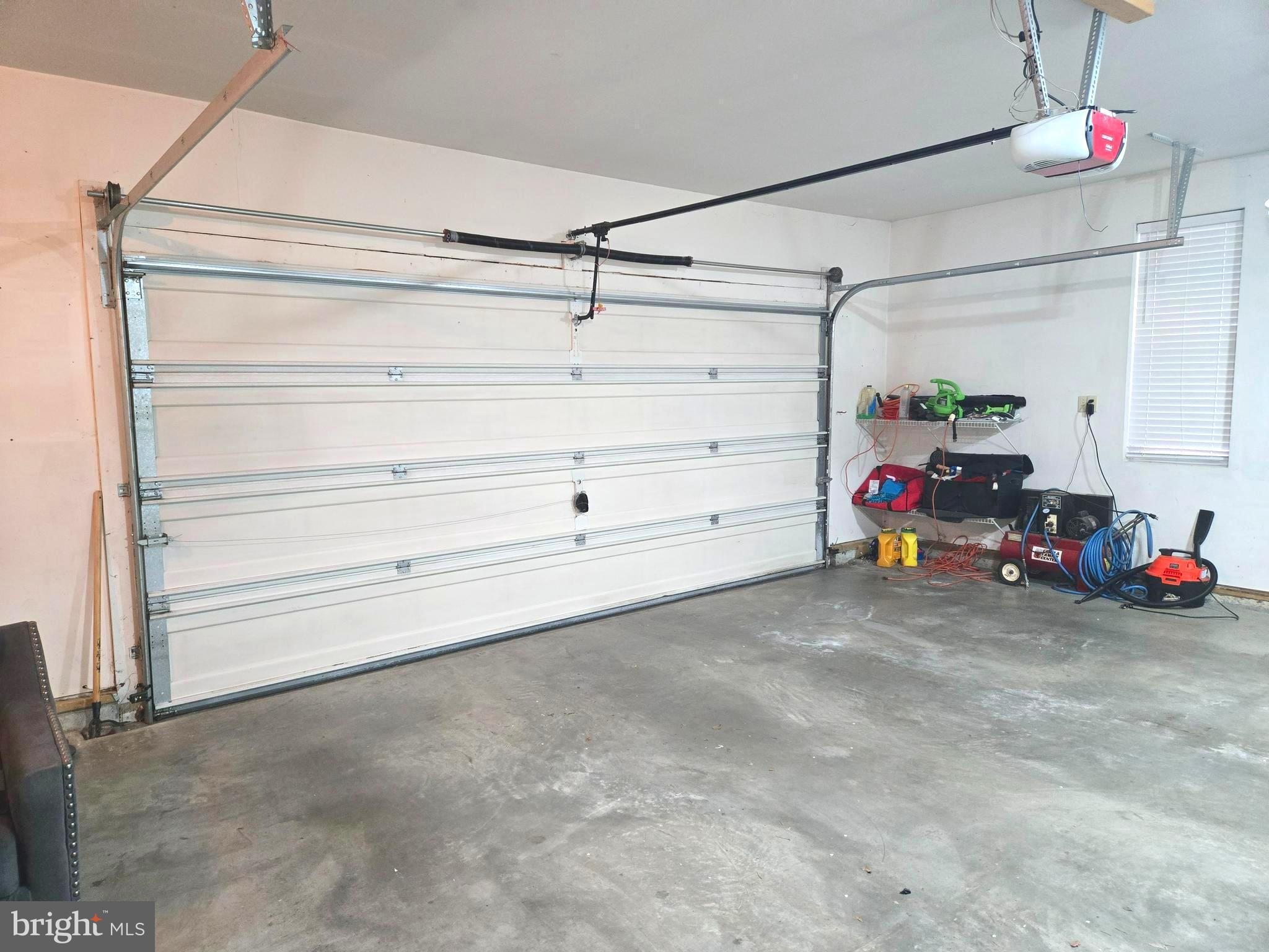 LAUREL RIDGE - Residential