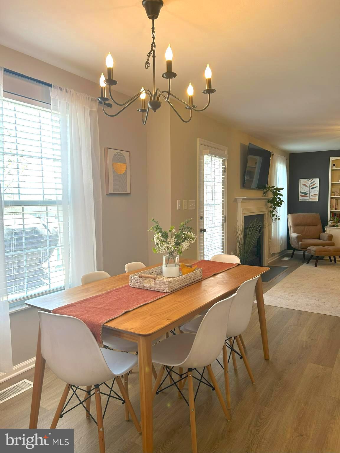 LAUREL RIDGE - Residential