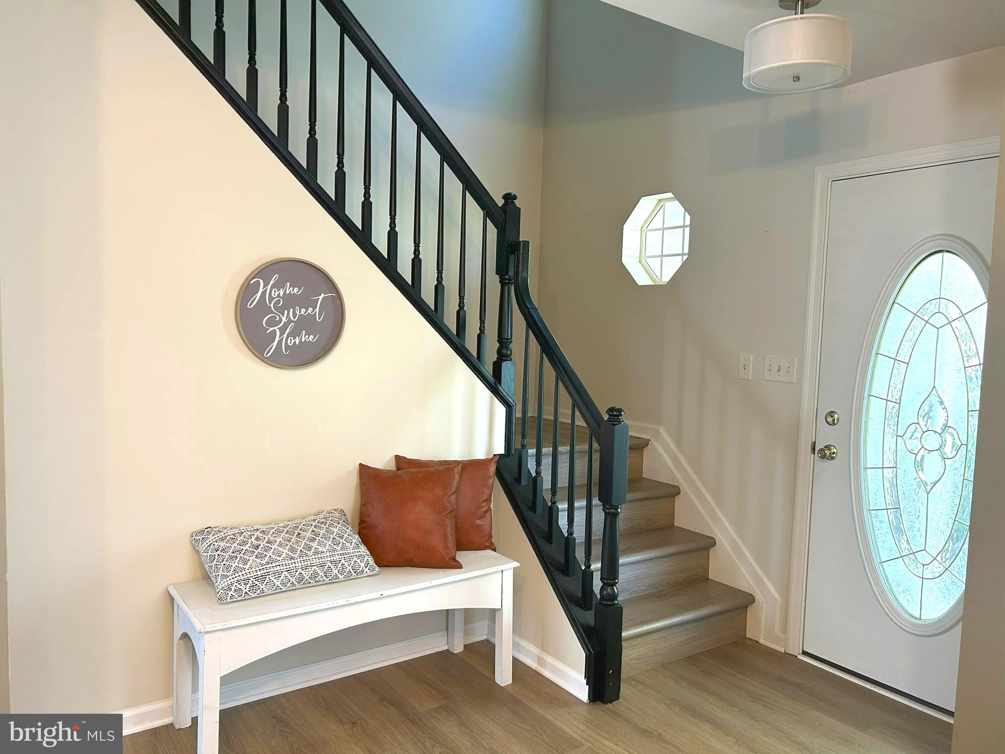 LAUREL RIDGE - Residential