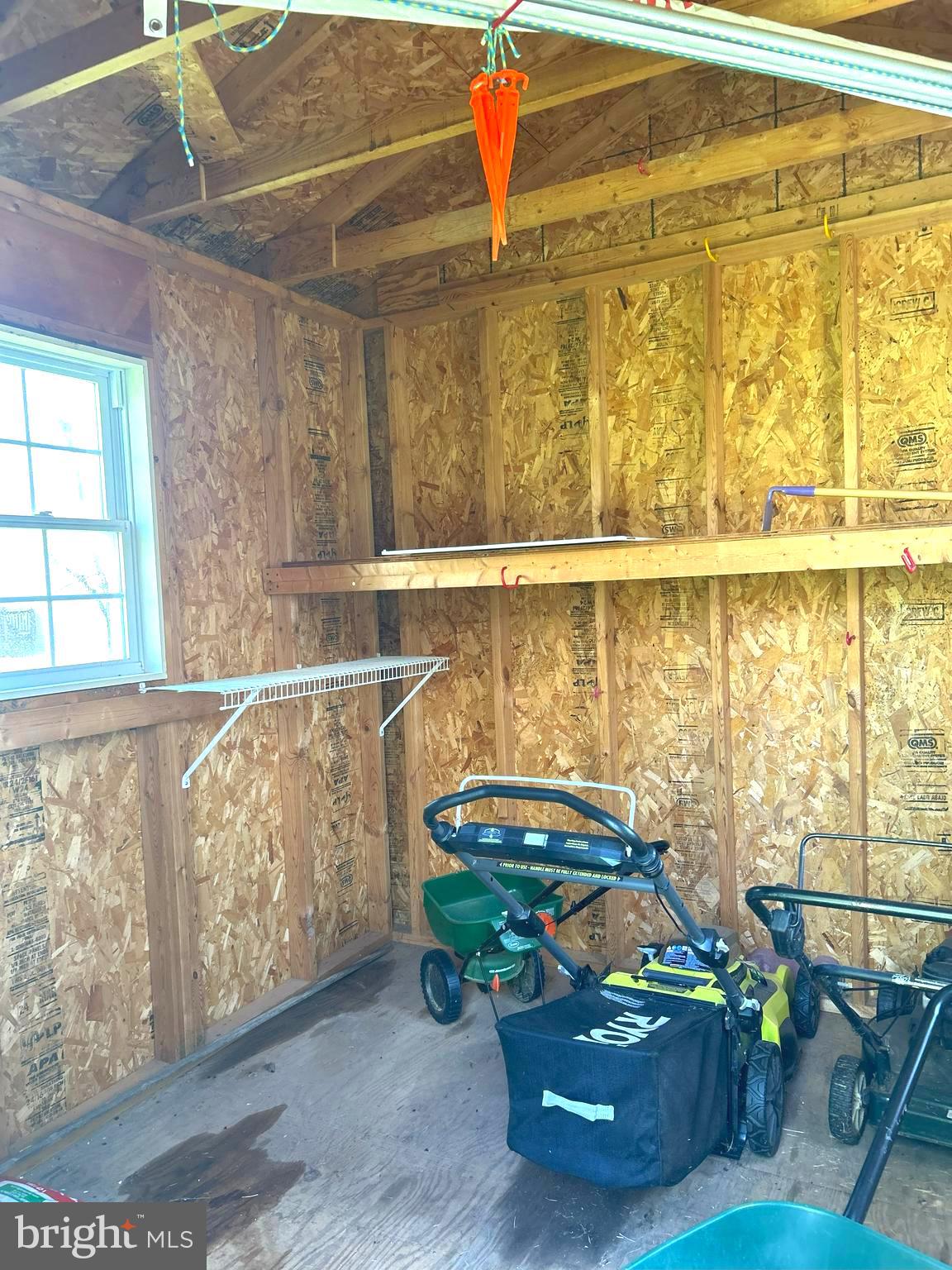 LAUREL RIDGE - Residential