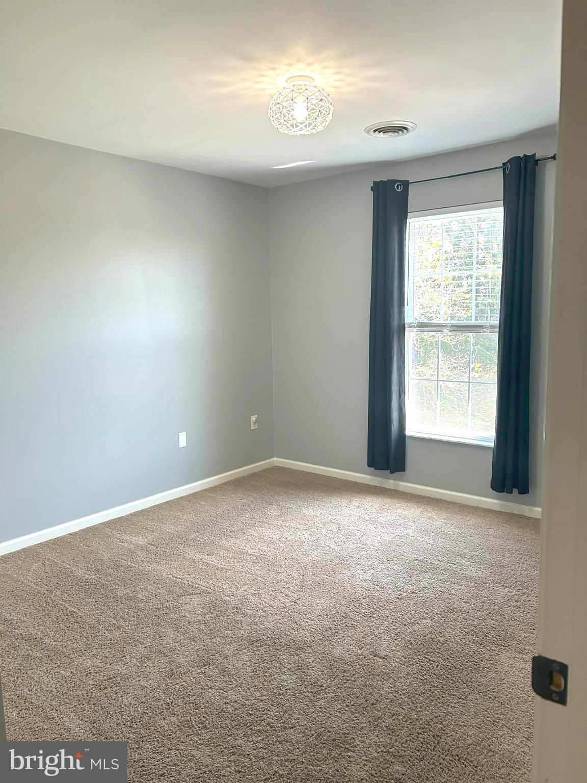 LAUREL RIDGE - Residential