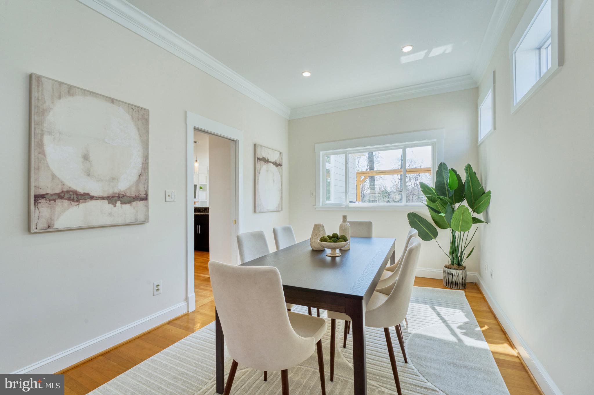 ROSEMONT - Residential