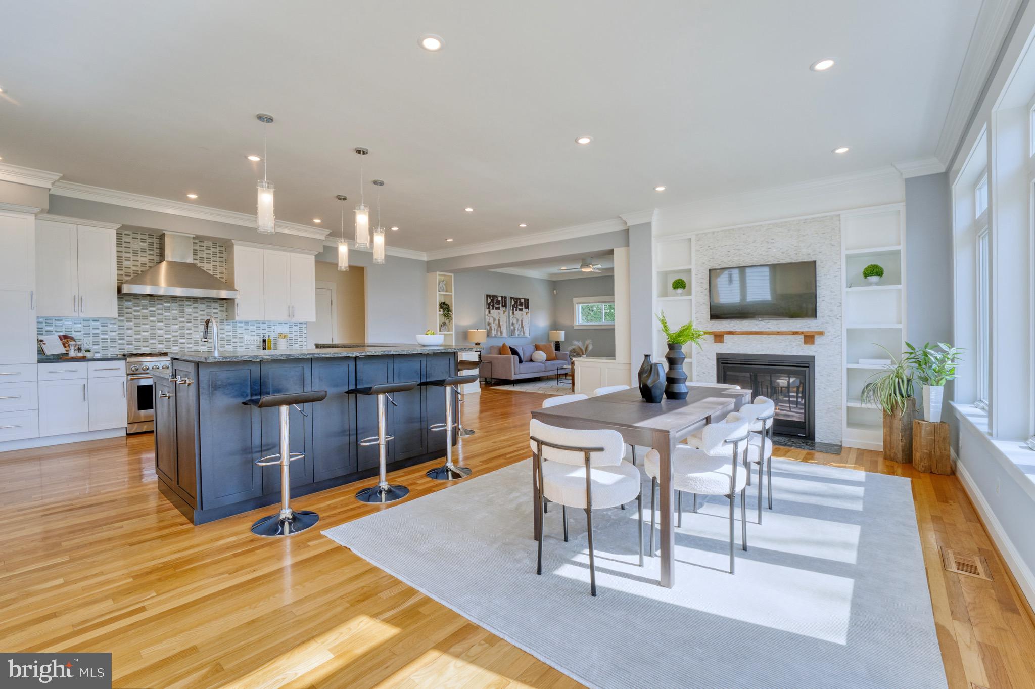 ROSEMONT - Residential