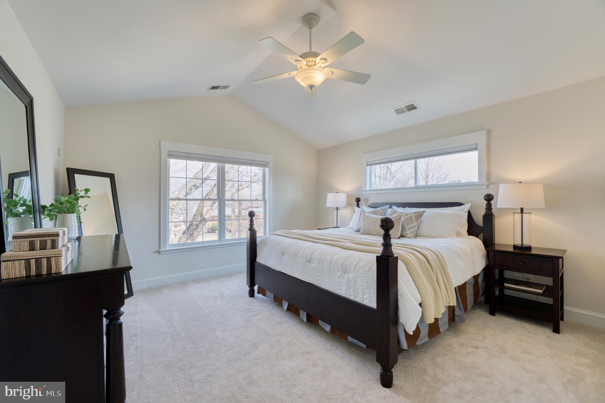 ROSEMONT - Residential