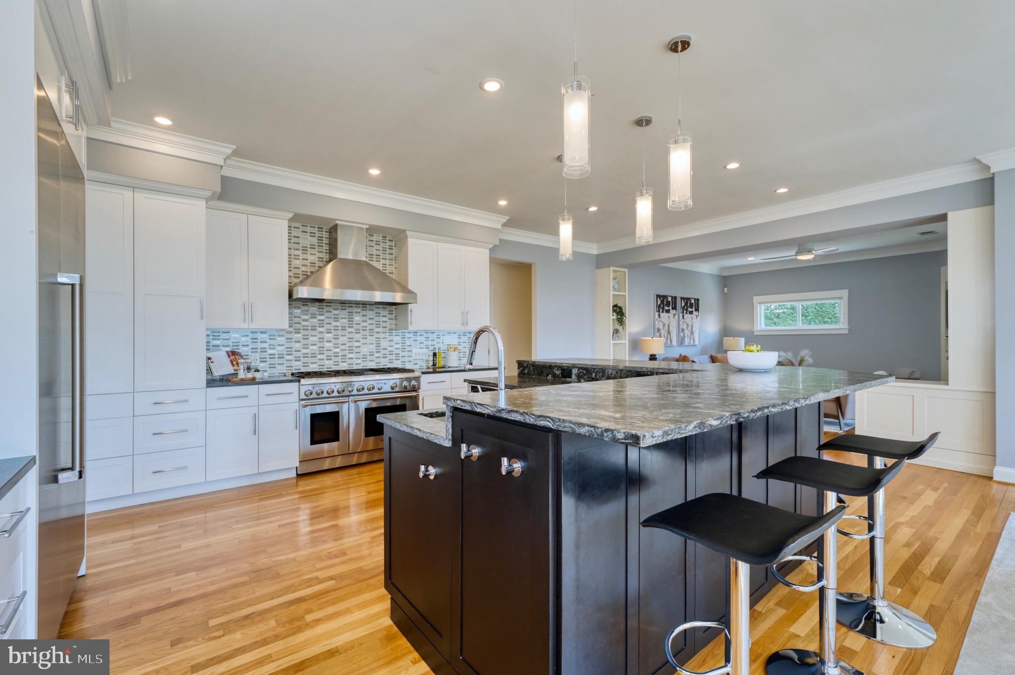 ROSEMONT - Residential