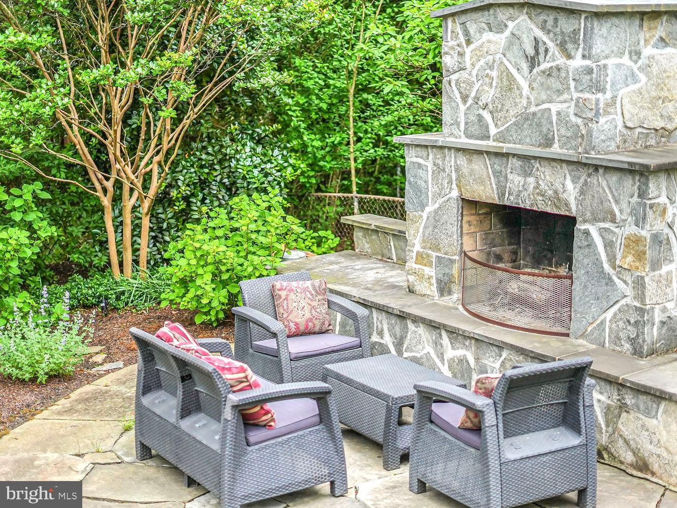 ROSEMONT - Residential