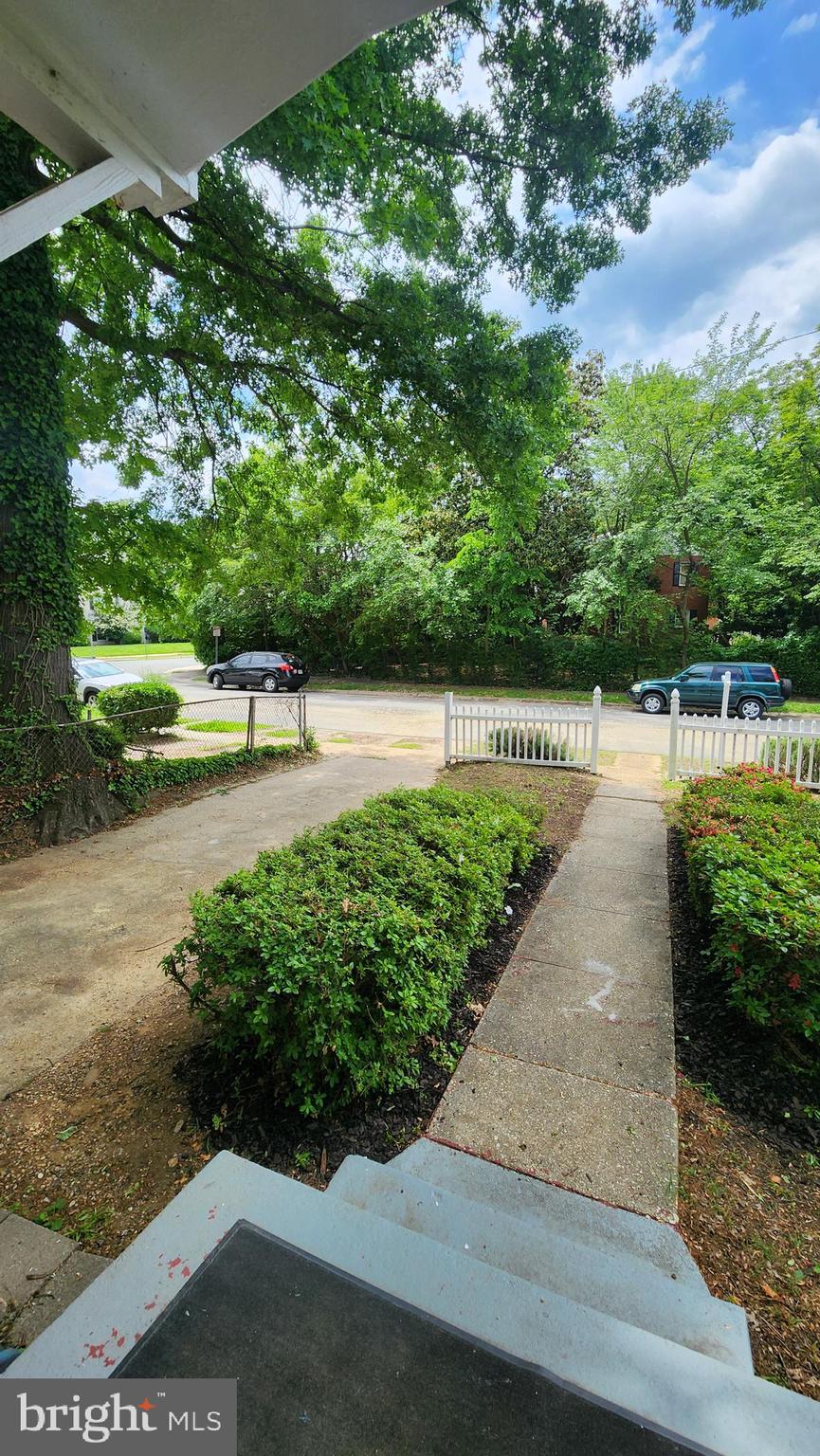 HUNTINGTON - Residential