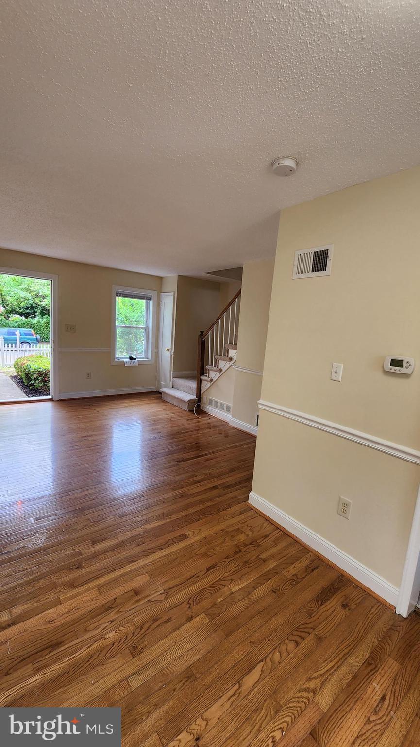 HUNTINGTON - Residential