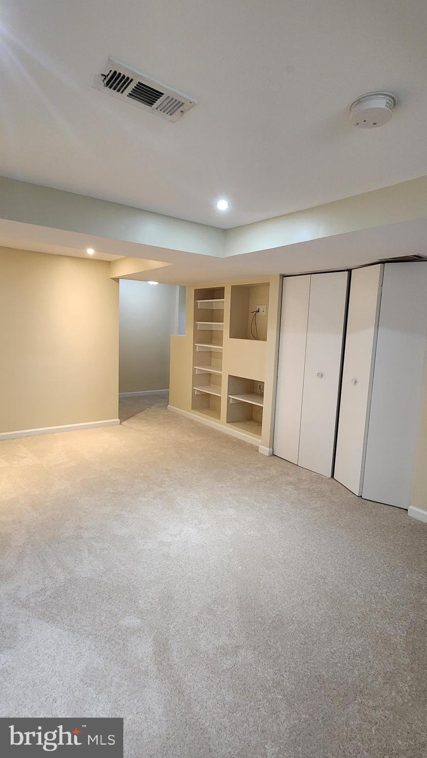 HUNTINGTON - Residential