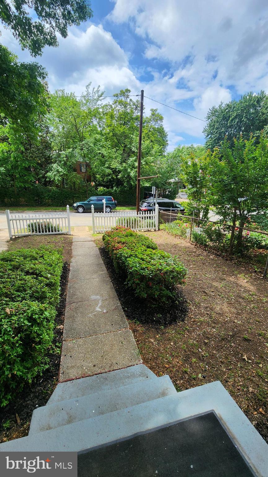 HUNTINGTON - Residential