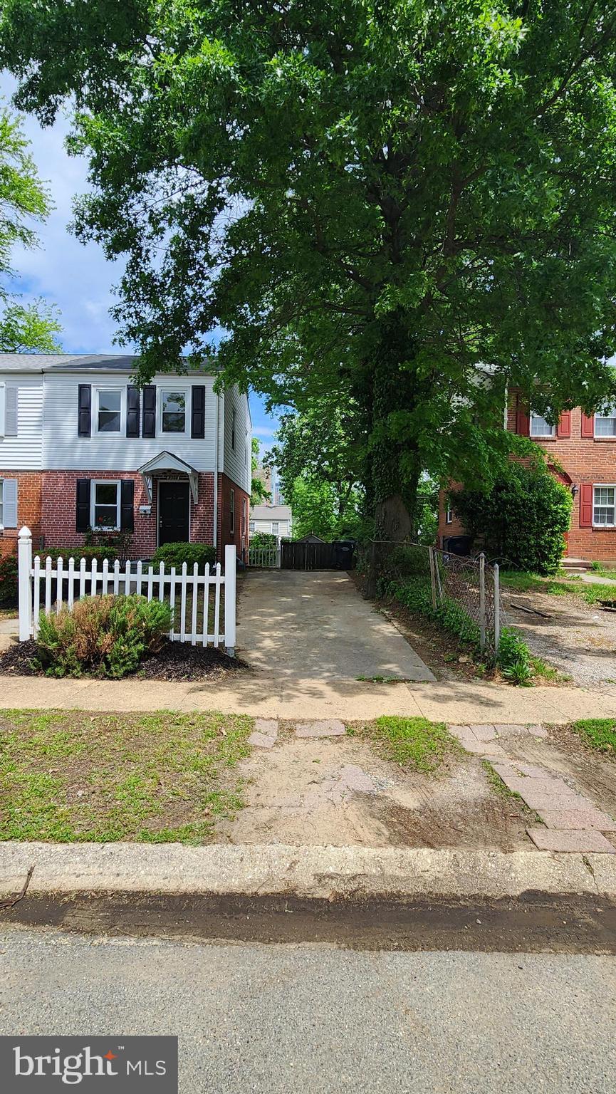 HUNTINGTON - Residential