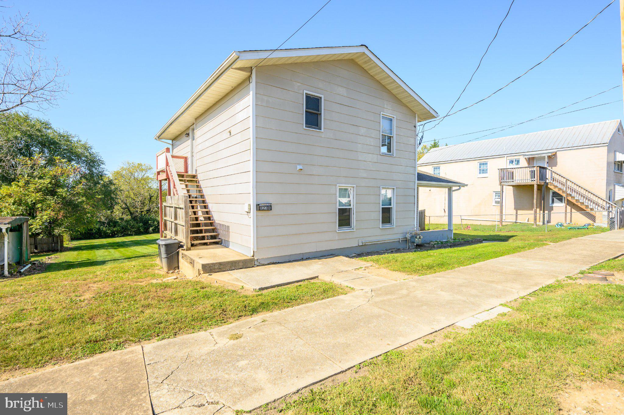 123 S HIGH STREET