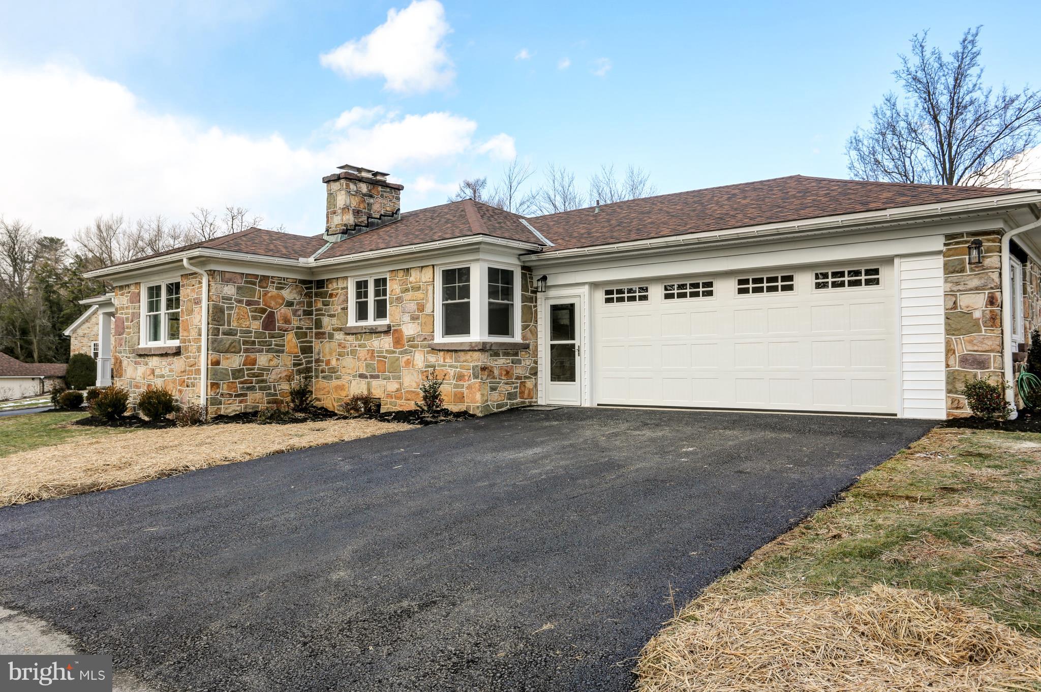 PAT'S HILL - Residential