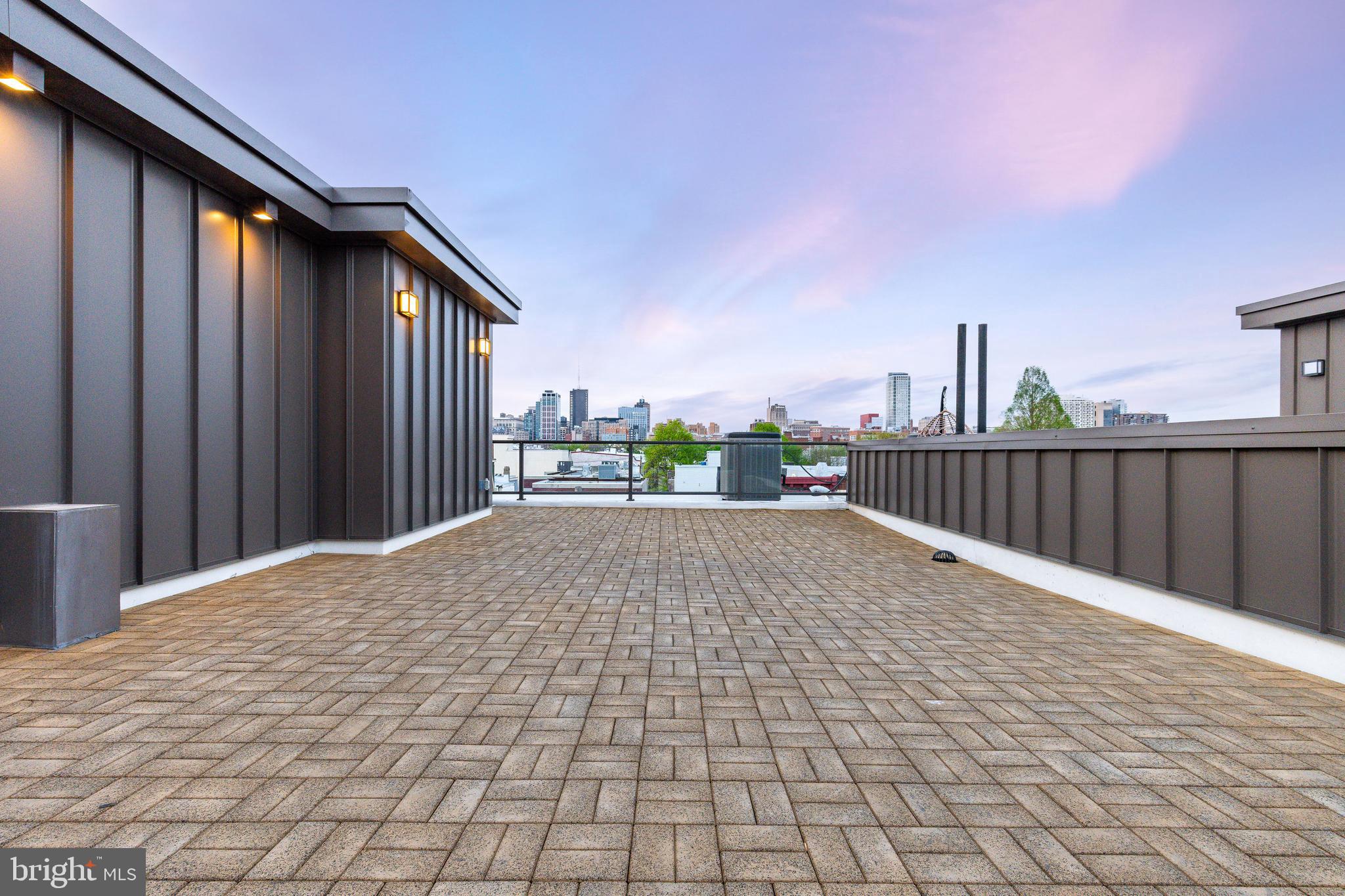 BELLA VISTA - Residential