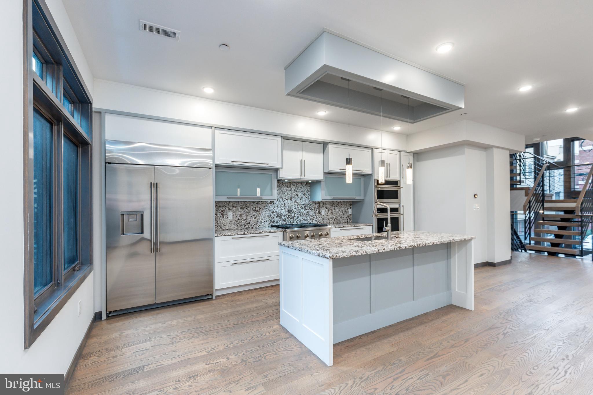 BELLA VISTA - Residential