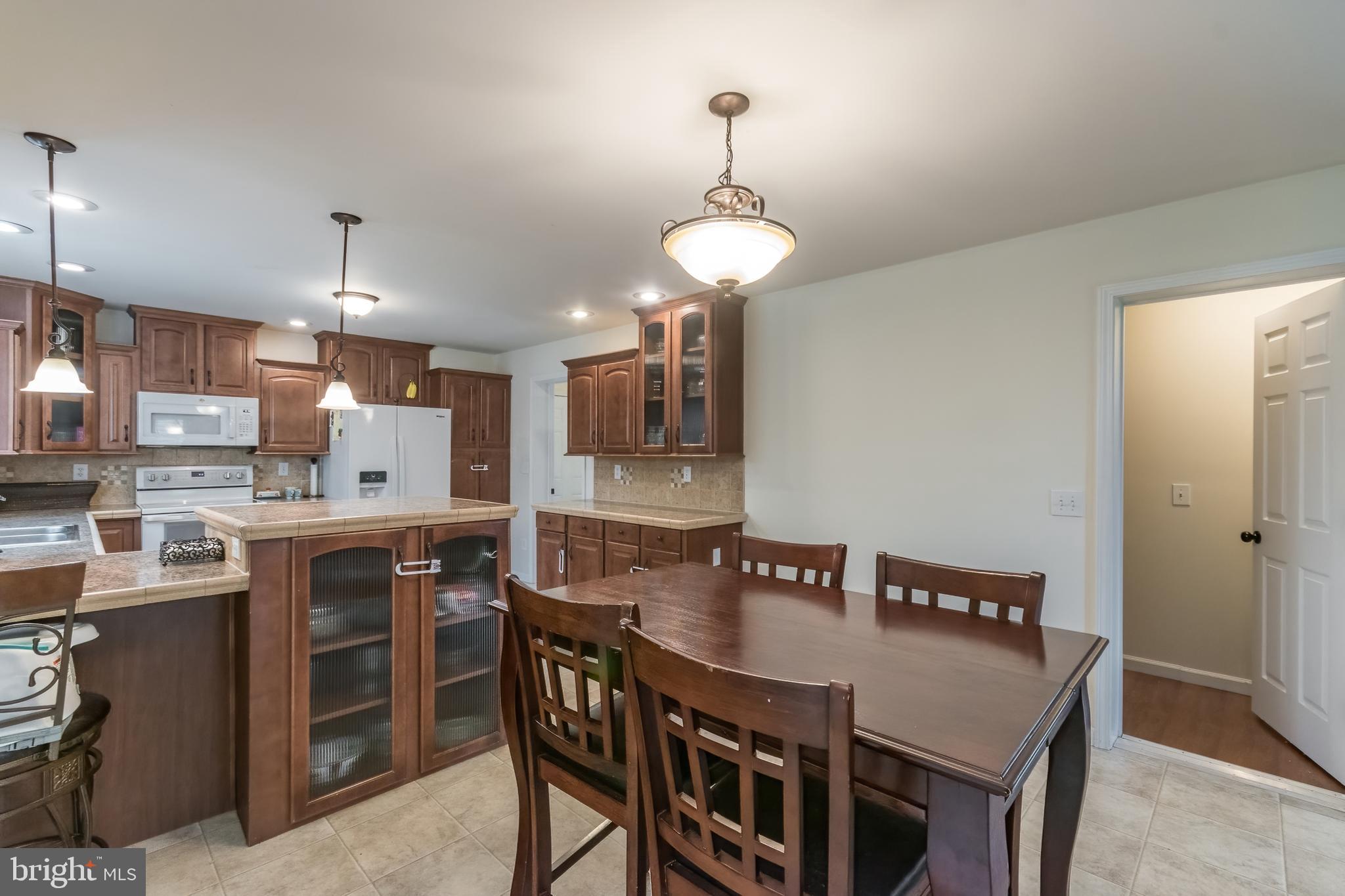 BENTWOOD ESTATES - Residential