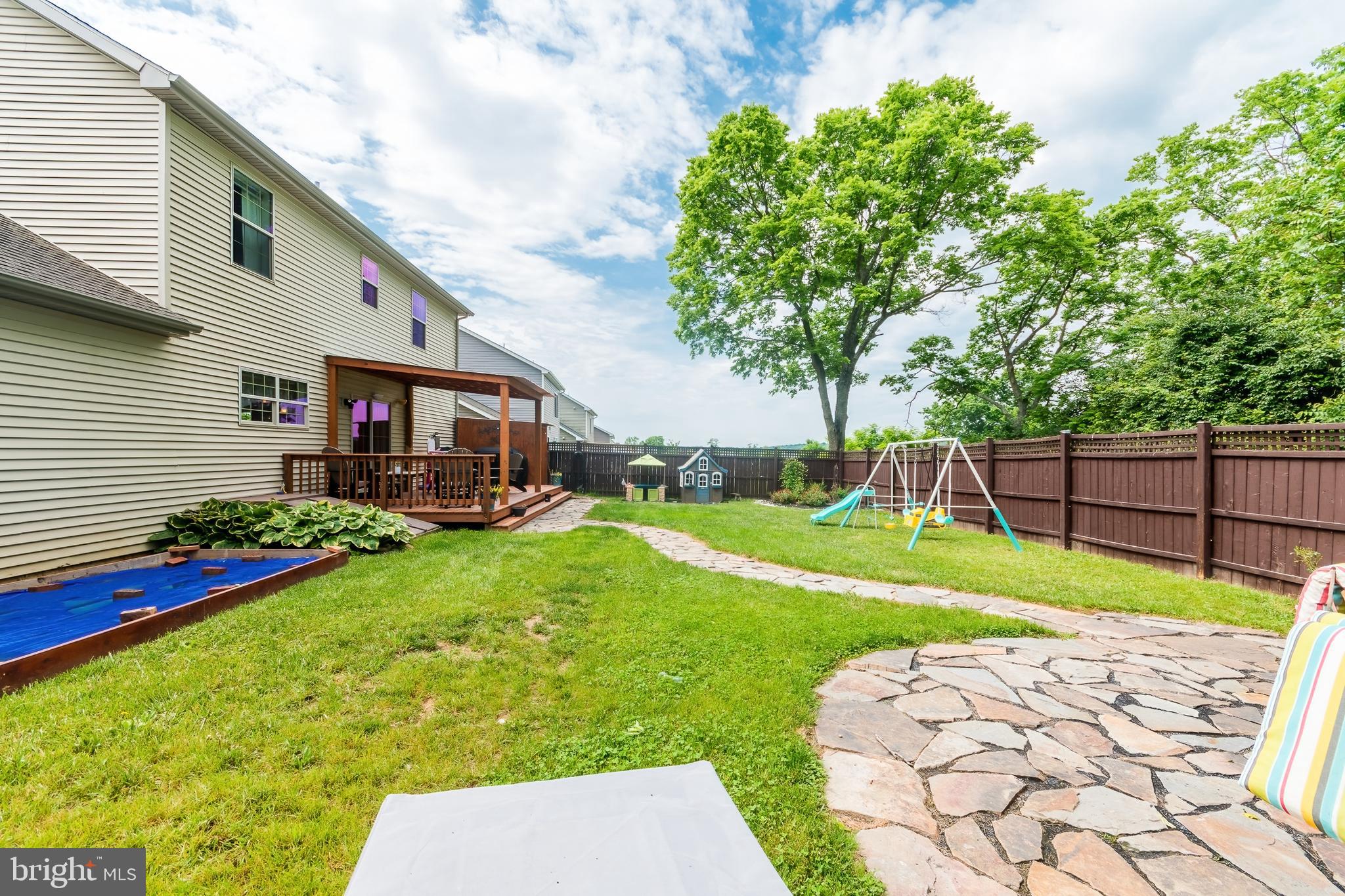 BENTWOOD ESTATES - Residential