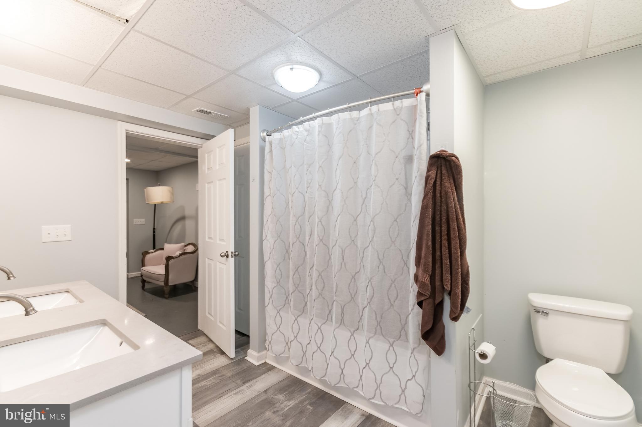 BENTWOOD ESTATES - Residential