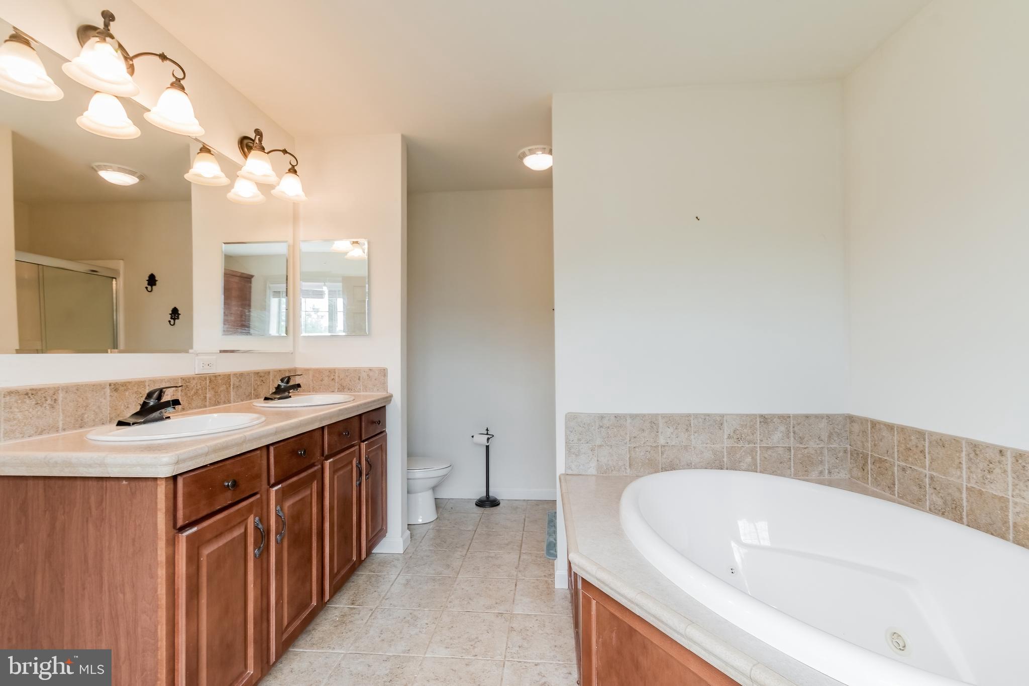 BENTWOOD ESTATES - Residential