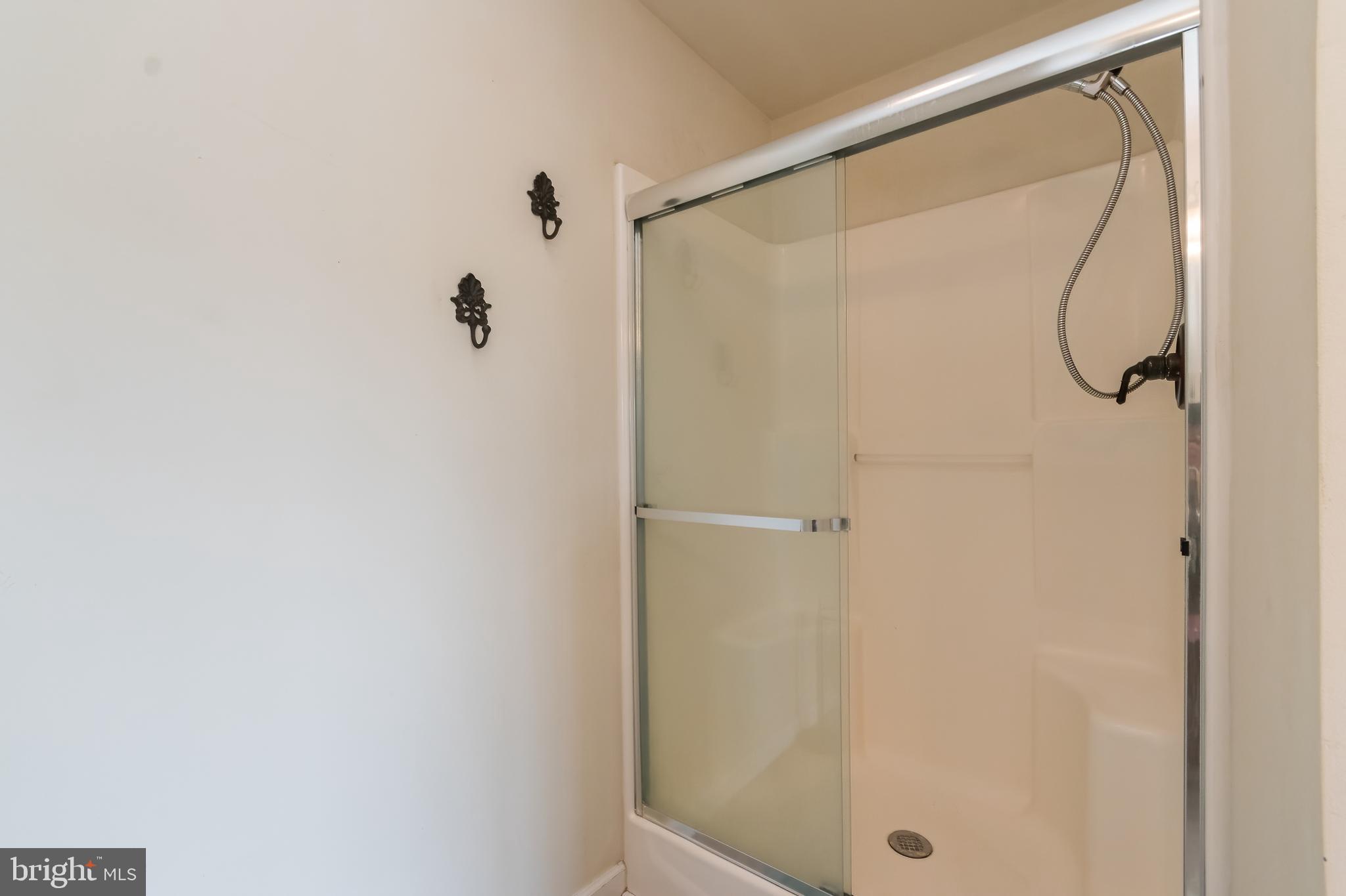 BENTWOOD ESTATES - Residential