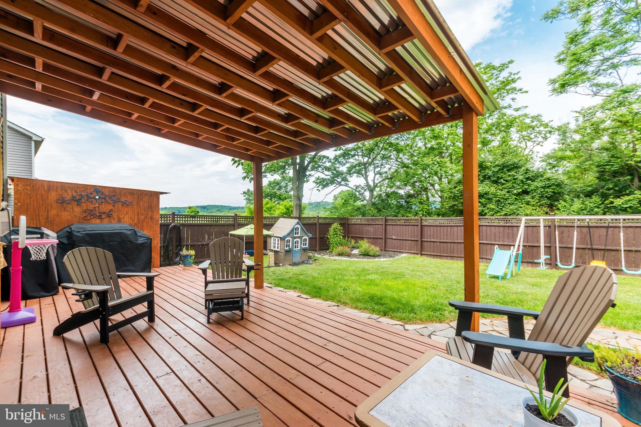 BENTWOOD ESTATES - Residential