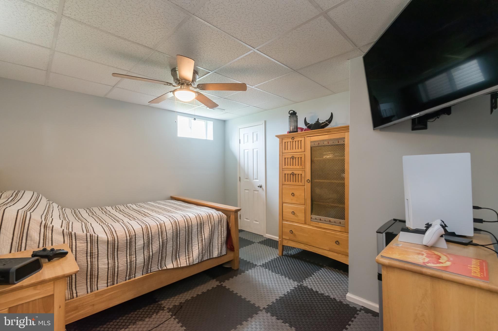 BENTWOOD ESTATES - Residential