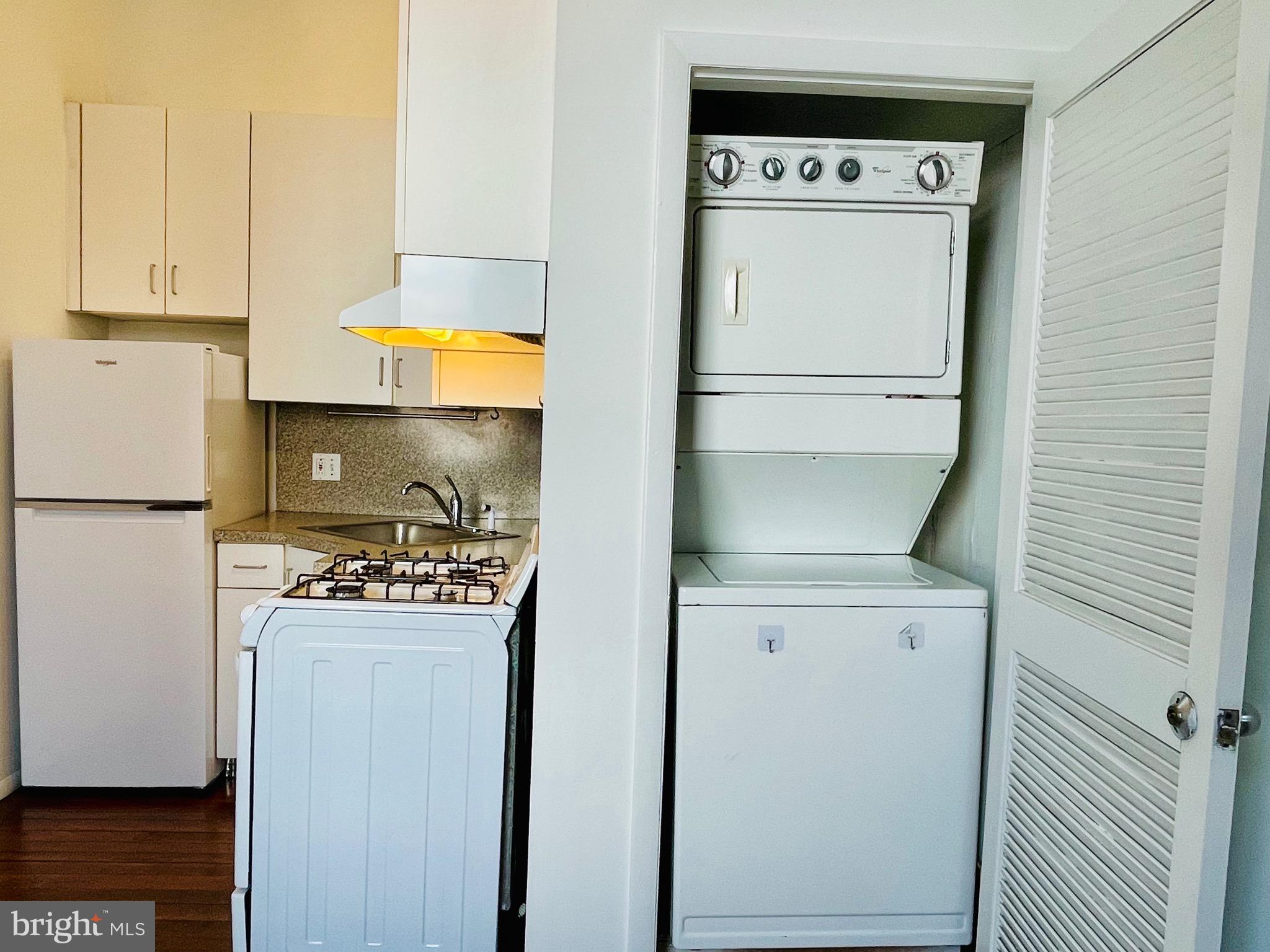 MANAYUNK - Residential Lease