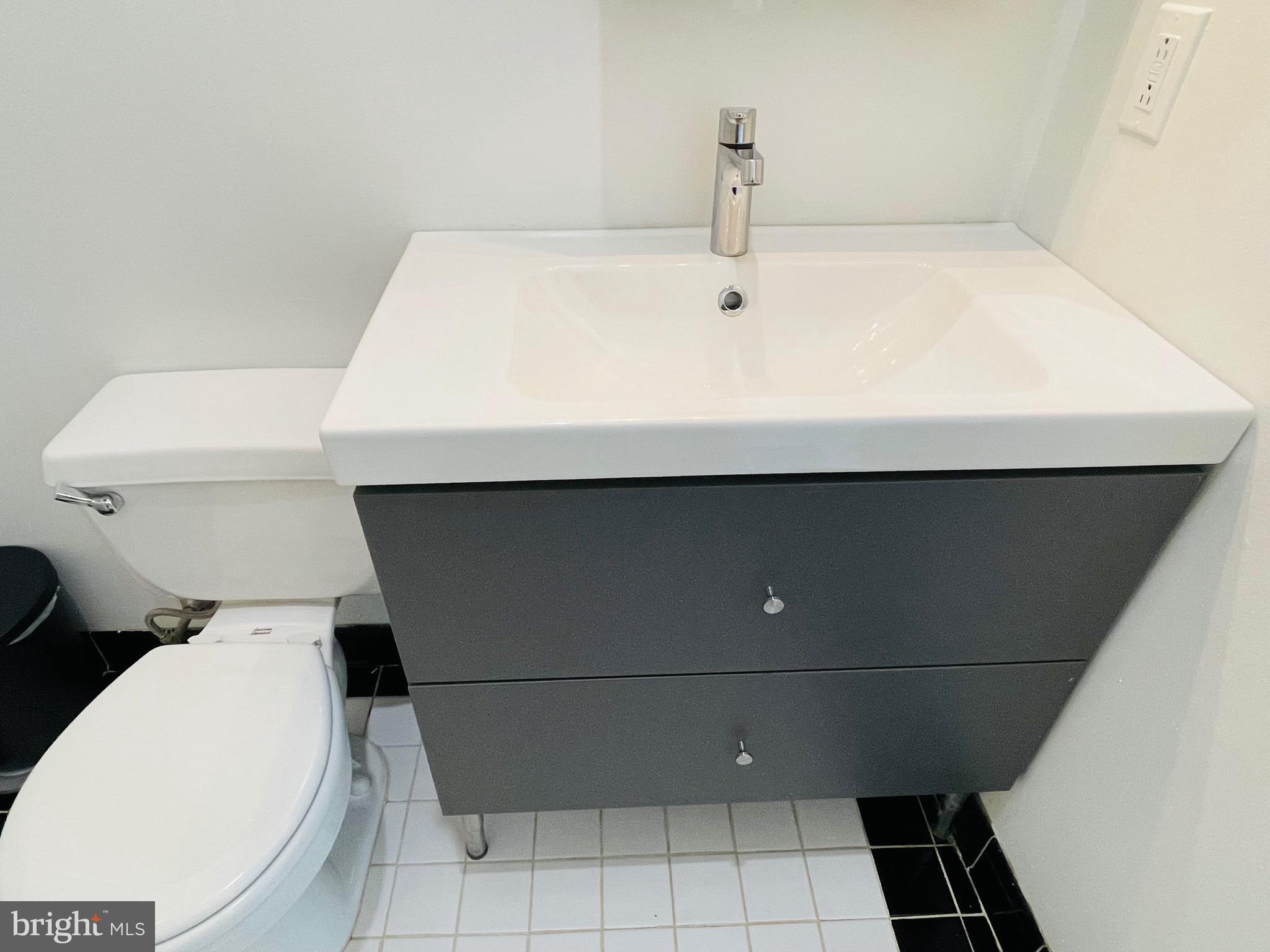 MANAYUNK - Residential Lease