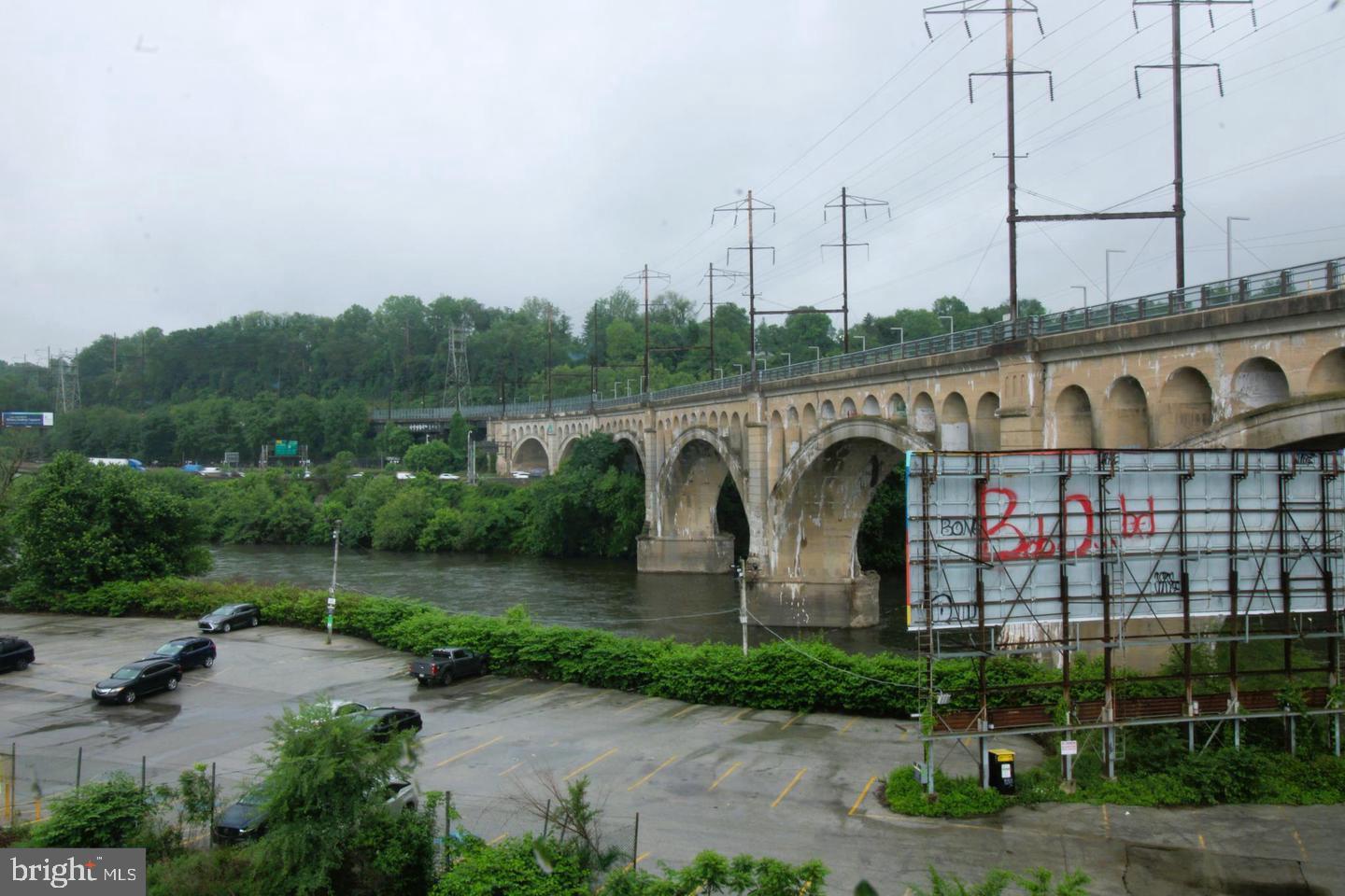 MANAYUNK - Residential Lease