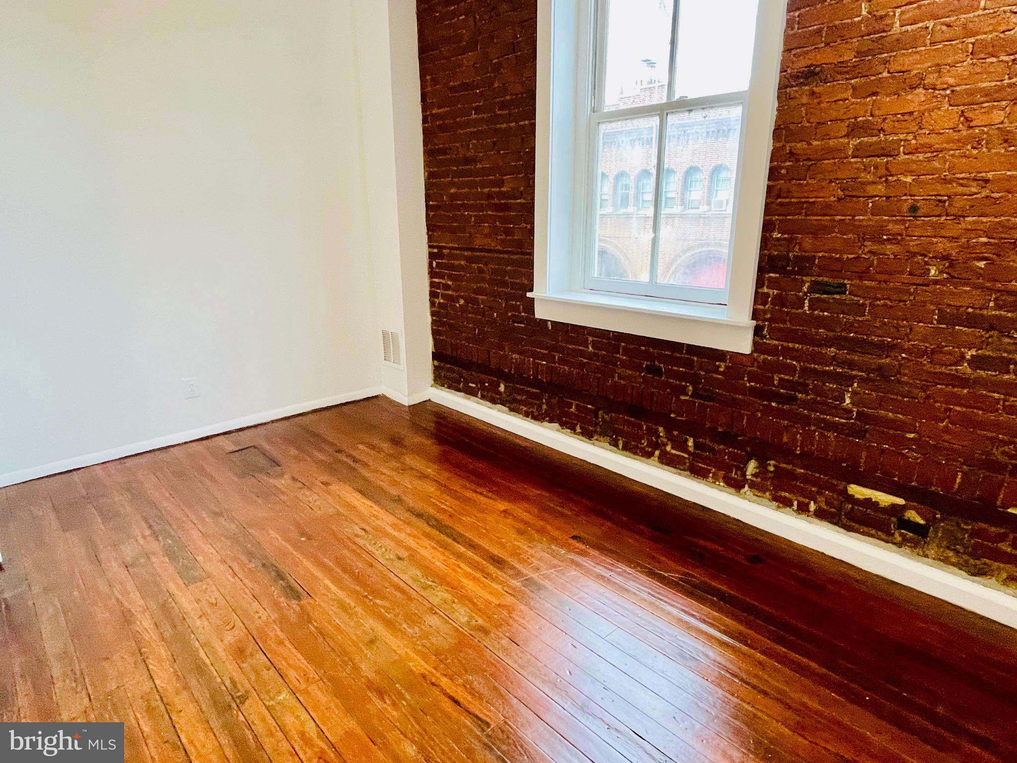 MANAYUNK - Residential Lease
