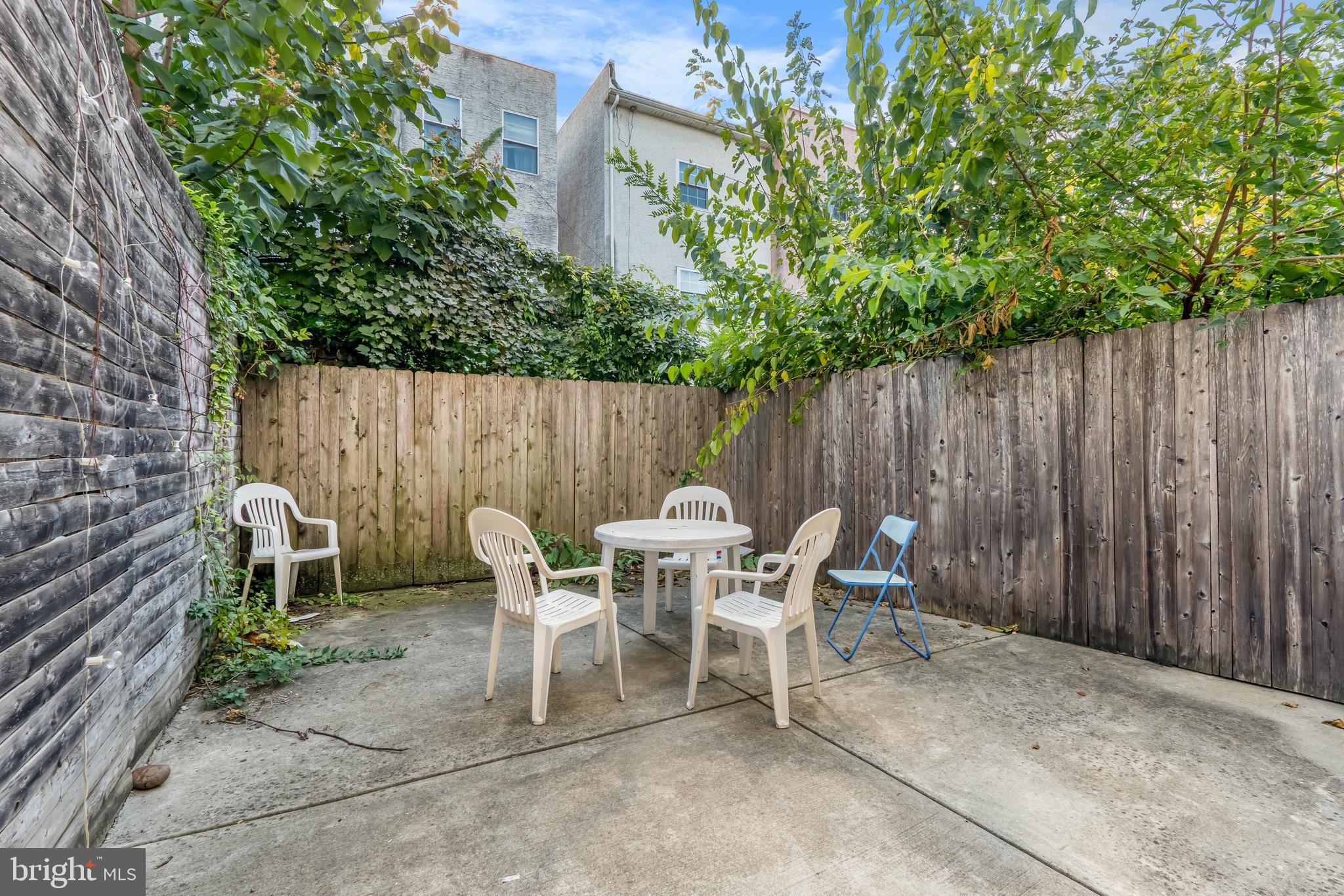 TEMPLE UNIVERSITY - Residential Lease