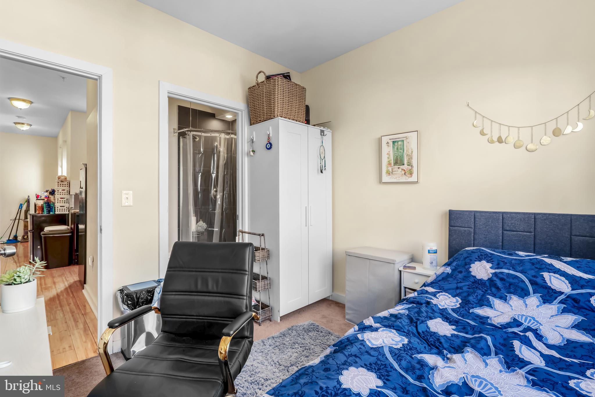 TEMPLE UNIVERSITY - Residential Lease