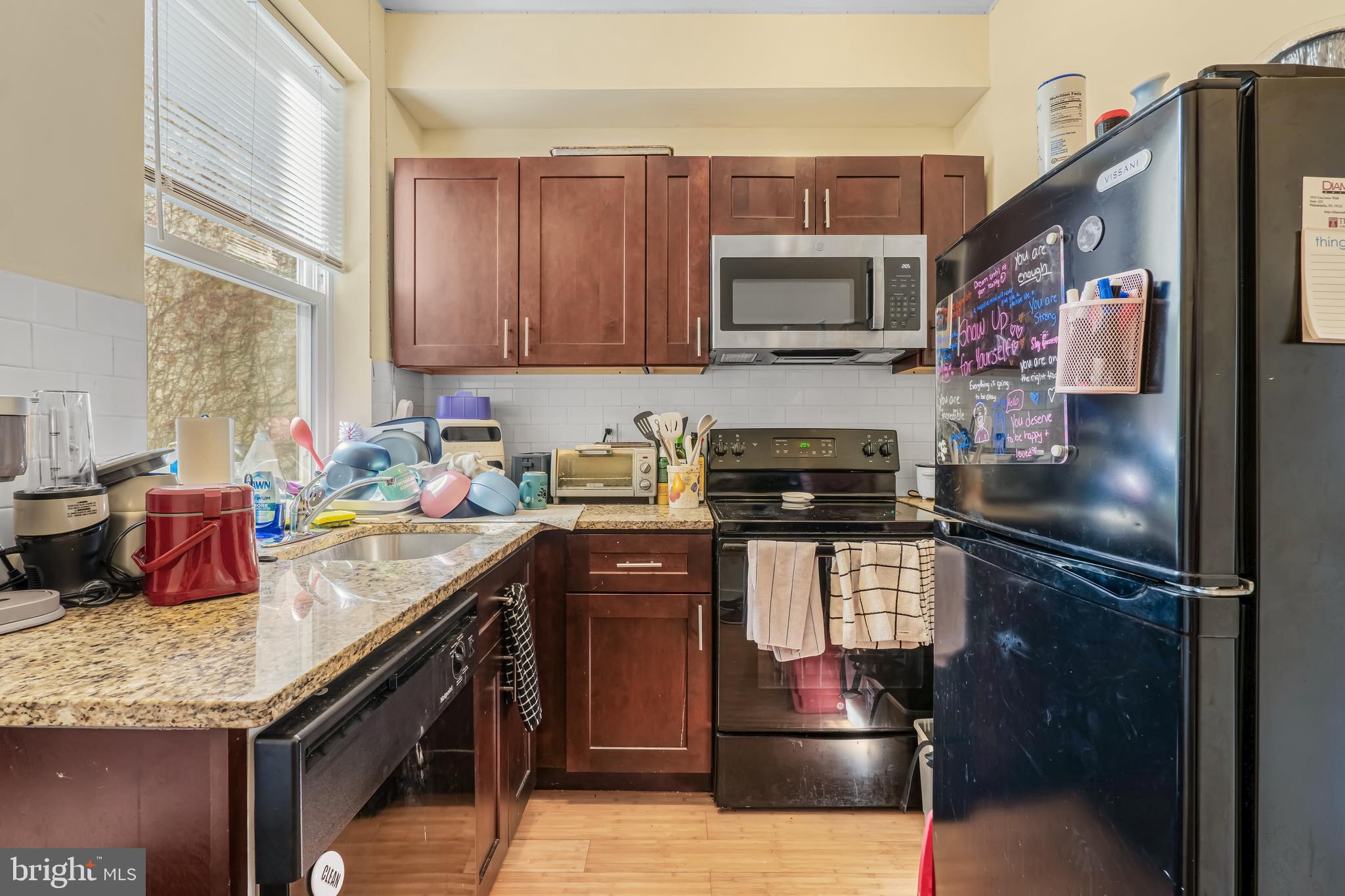 TEMPLE UNIVERSITY - Residential Lease