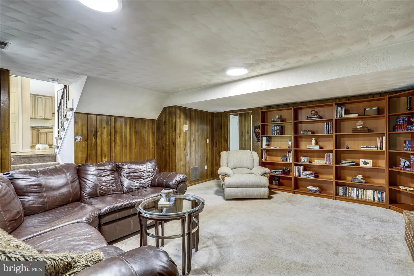 15602 BONDY LANE