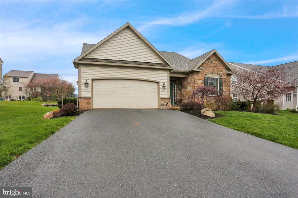 1004 HELM LANE