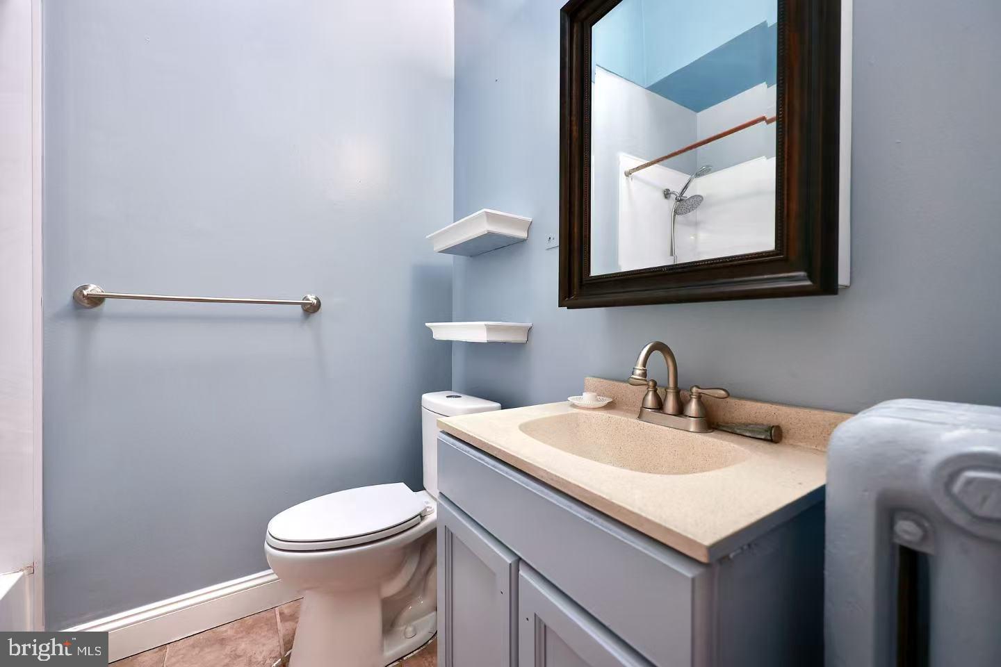 PHILADELPHIA (NORTHEAST) - Residential