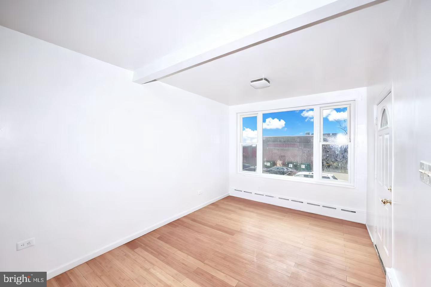 PHILADELPHIA (NORTHEAST) - Residential