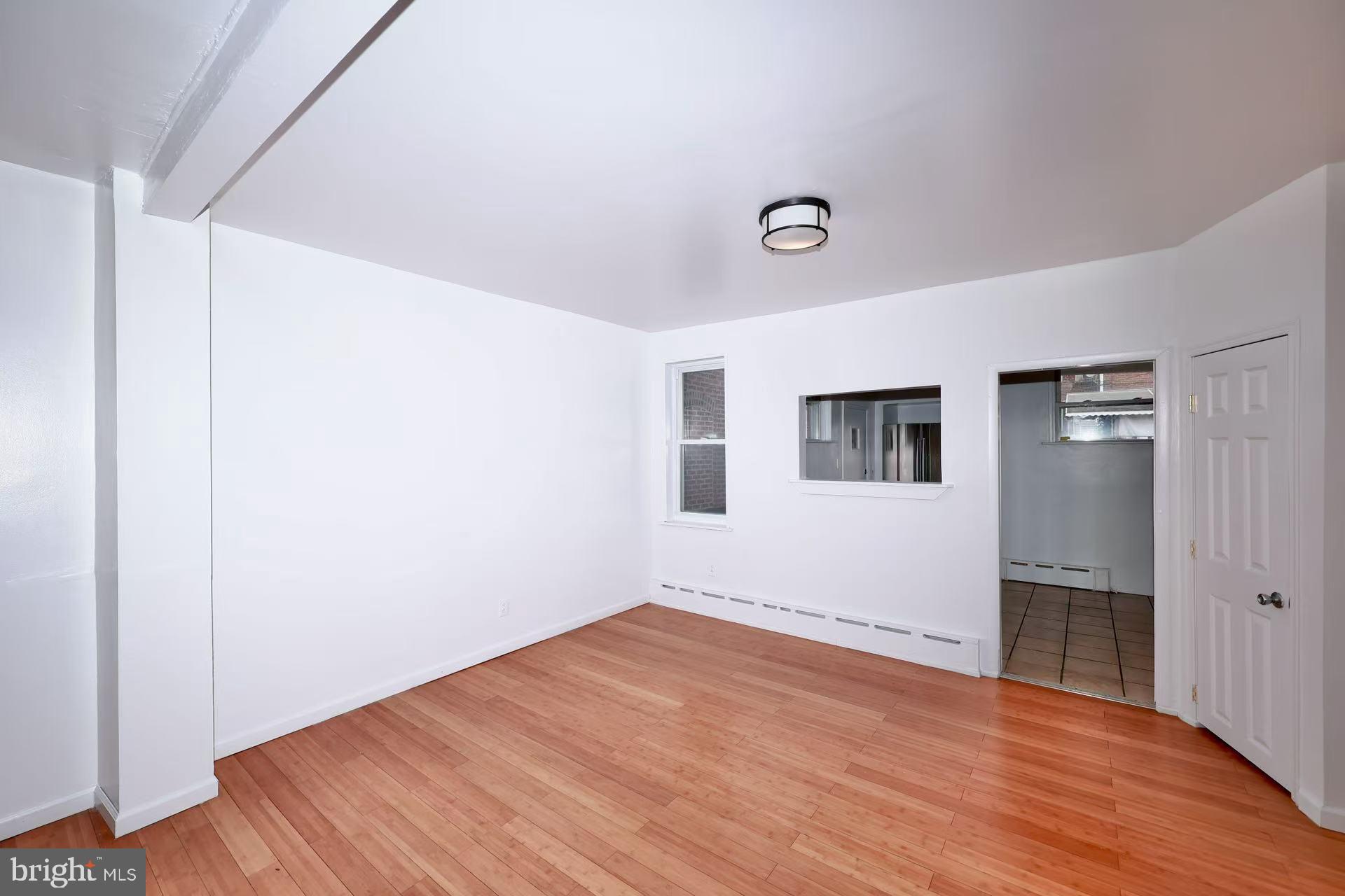 PHILADELPHIA (NORTHEAST) - Residential