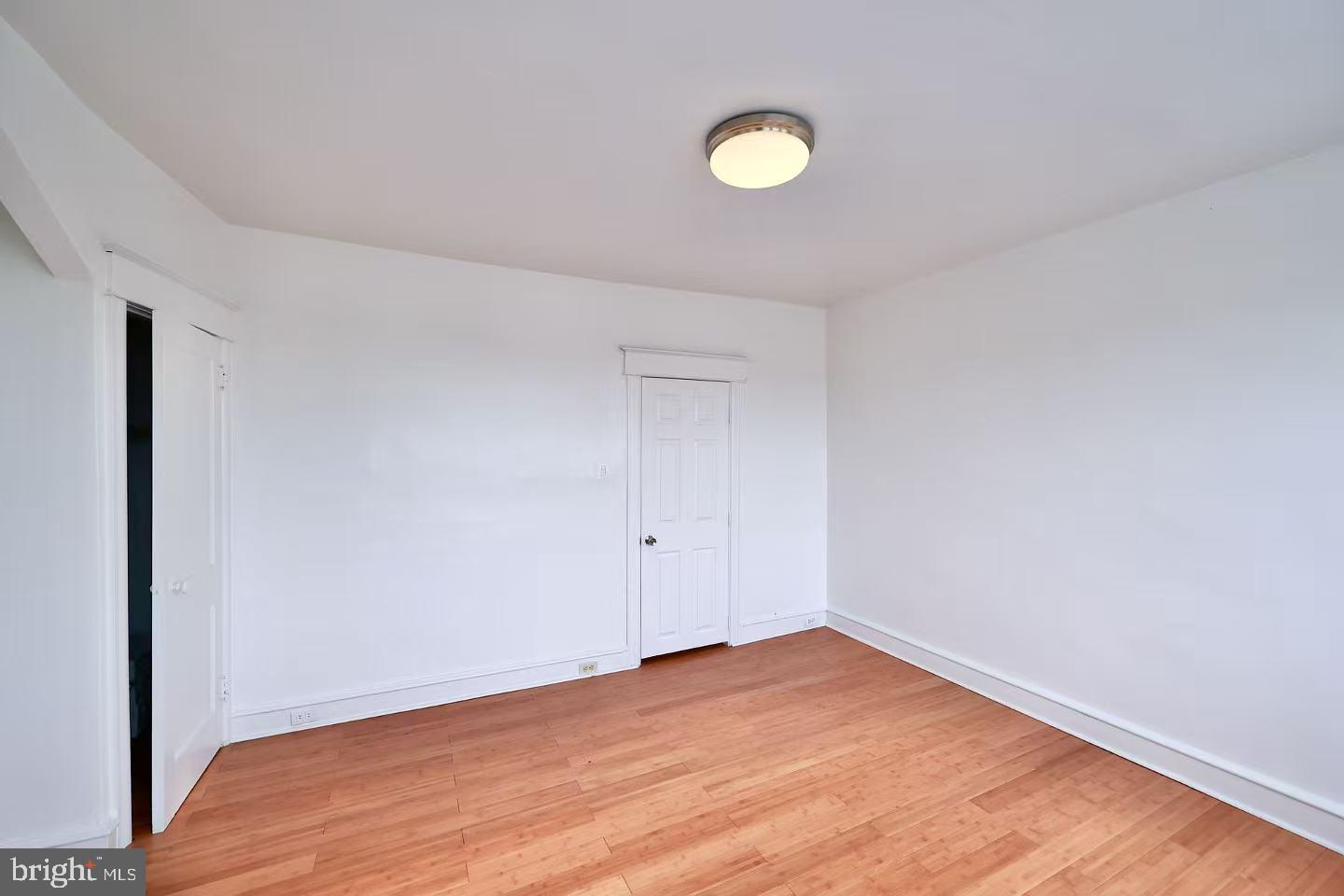 PHILADELPHIA (NORTHEAST) - Residential